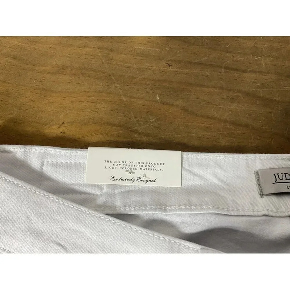 JUDY BLUE Jeans Womens 16W White Boyfriend Fit Stretch Distressed Mid Rise - Picture 7 of 15